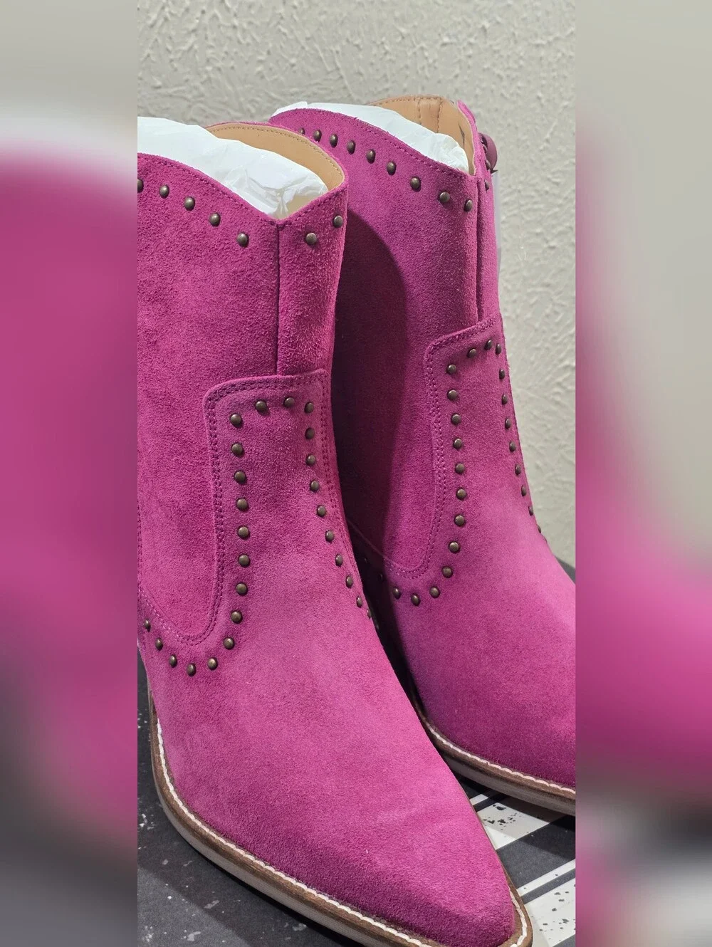 Dingo Classy N Sassy Western Booties Women's 9 Pink Fuchsia Suede Leather Studs